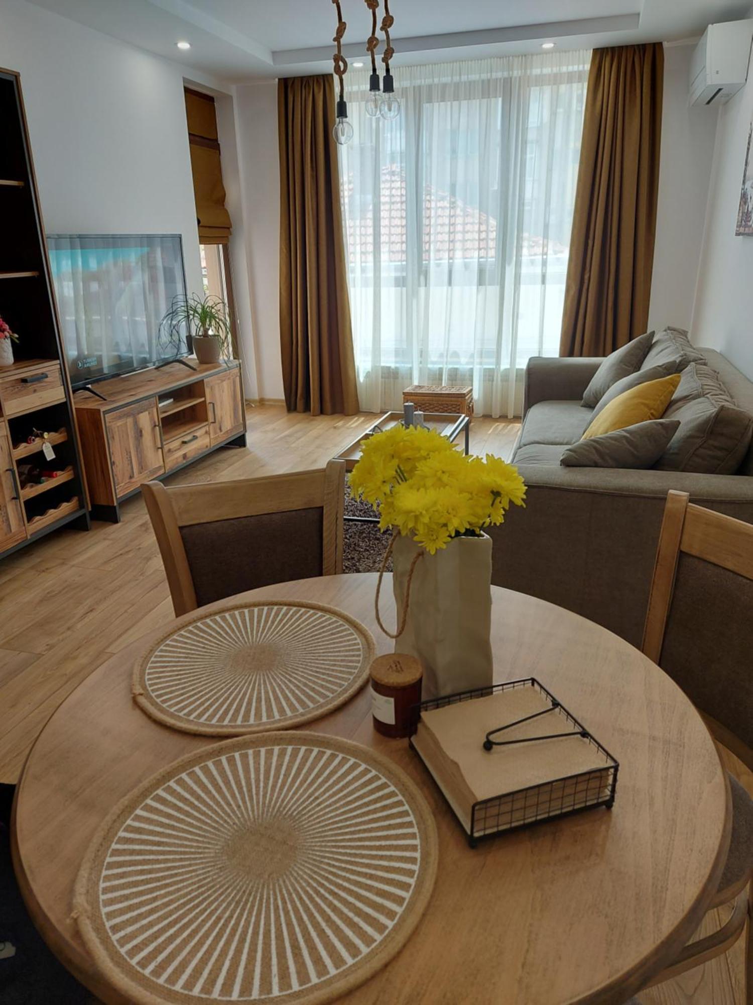 Toni'S Hidden Gem Apartment Kazanlak Exterior photo